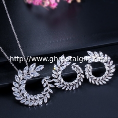 China Fashion CZ Necklace Pendant Bridesmaid Gift CZ Crystal Necklace and Earring Sets Big Wedding Jewelry Sets supplier