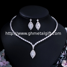China Wholesale Jewelry Set CZ Pendant Necklace Crystal Cubic Zircon Necklace Earrings Jewelry Set necklace earrings For Women supplier