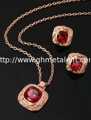 China New Arrival Necklace High Quality Necklace Square necklace supplier